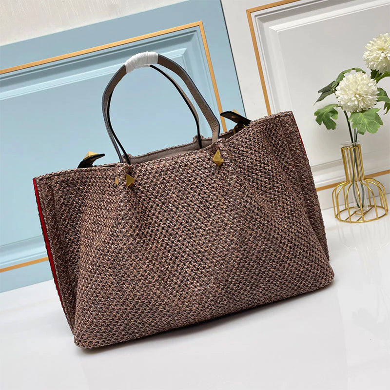 Woven straw tote bag