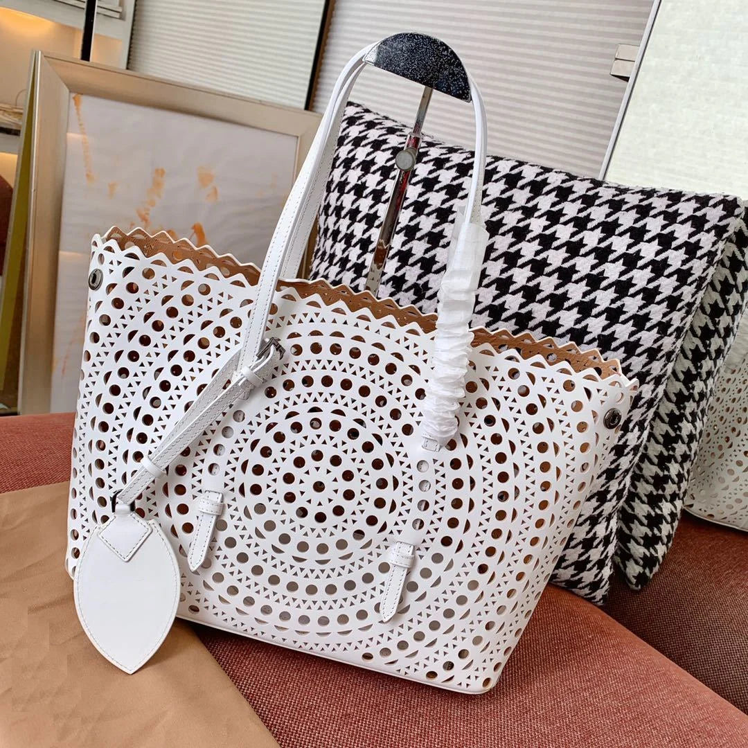 Cut-out tote bag